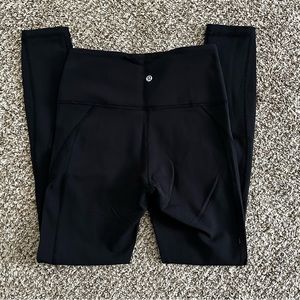 Black lululemon leggings, size 6
